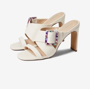 White heel sandals with colorful buckle